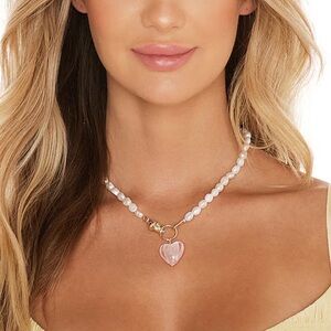 Petite Moments Lisa Necklace in Pink